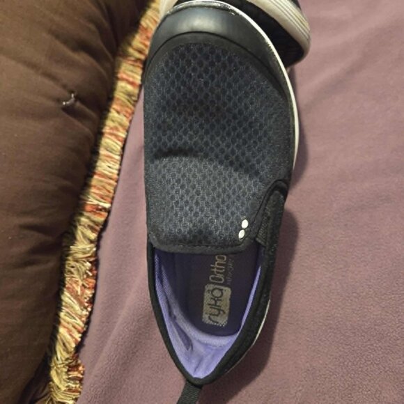 Ryka Water Repellent Slip-Ons Ava Black Size 7.5 - Picture 8 of 10